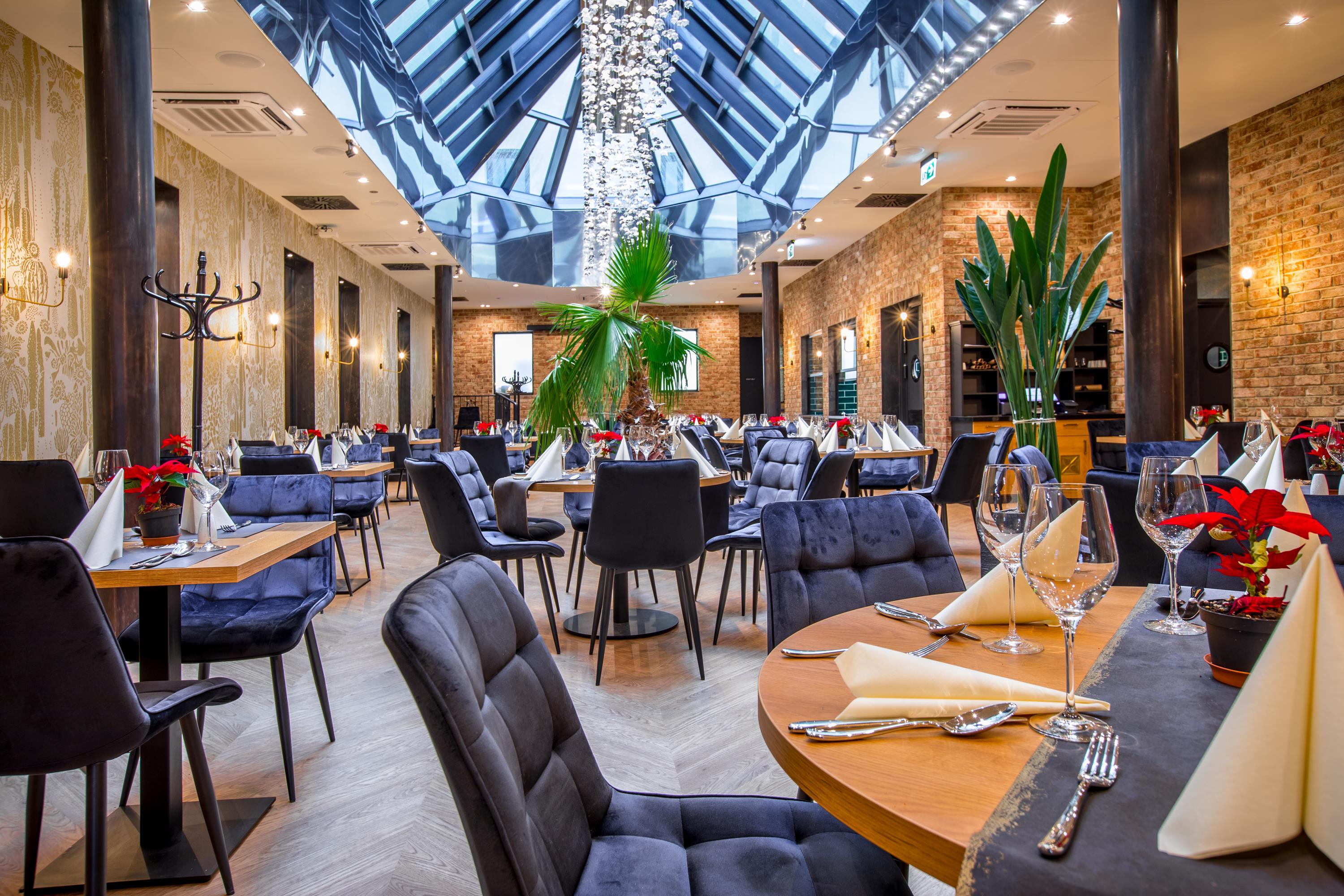 Hotel Diament Plaza Katowice Bagian luar foto