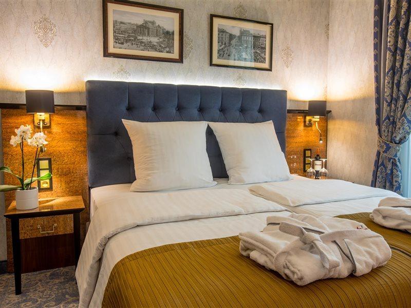 Hotel Diament Plaza Katowice Bagian luar foto