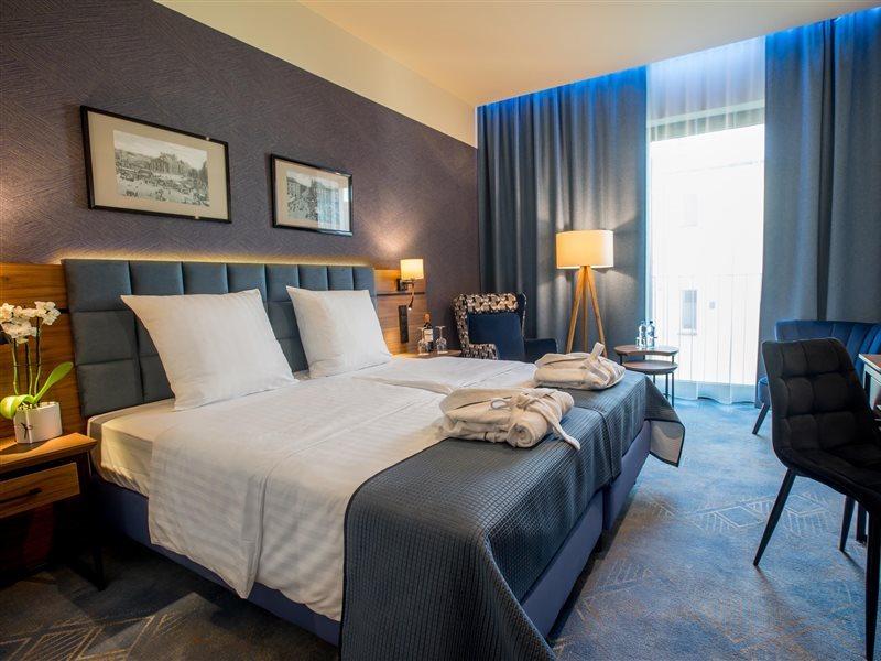 Hotel Diament Plaza Katowice Bagian luar foto