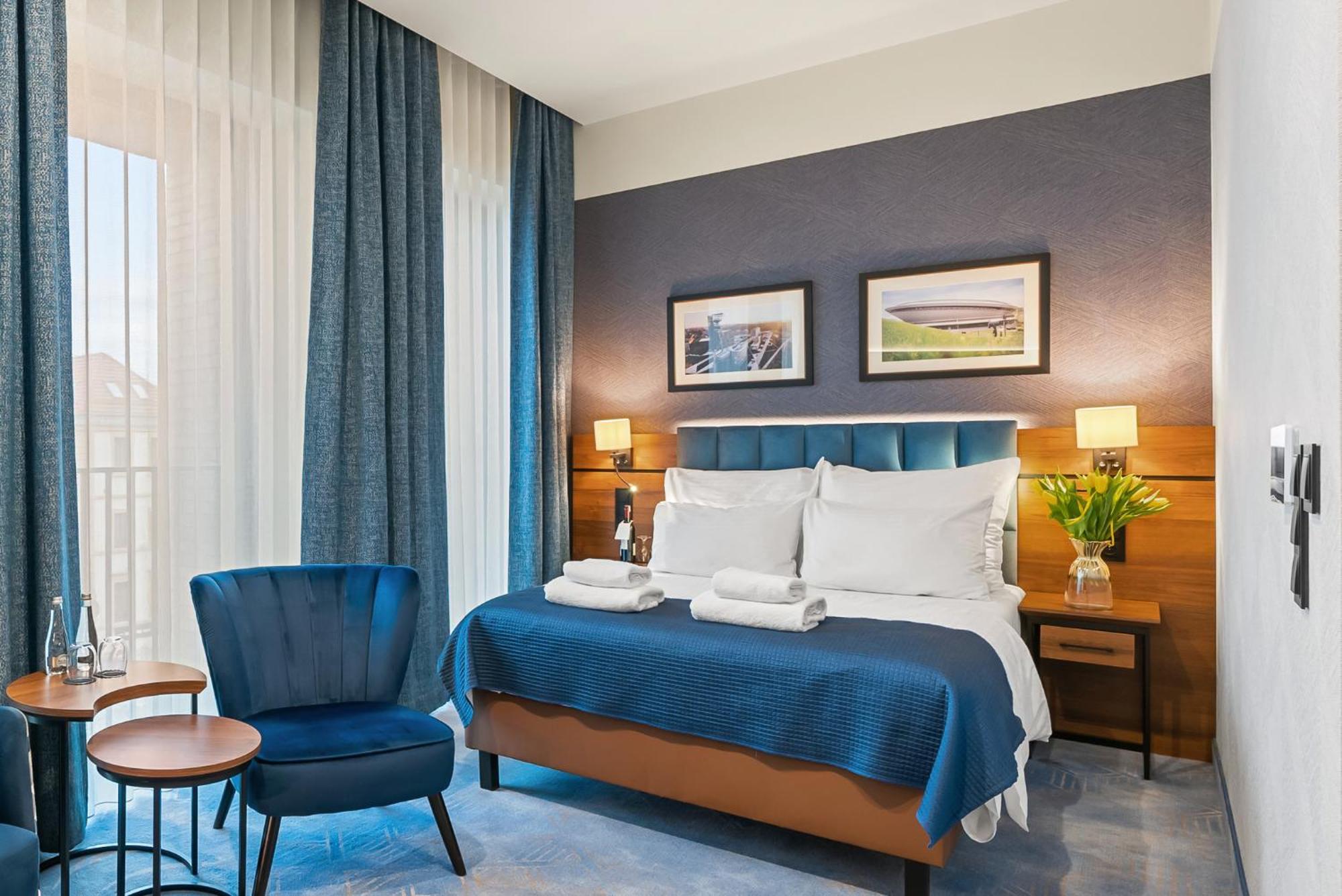 Hotel Diament Plaza Katowice Bagian luar foto