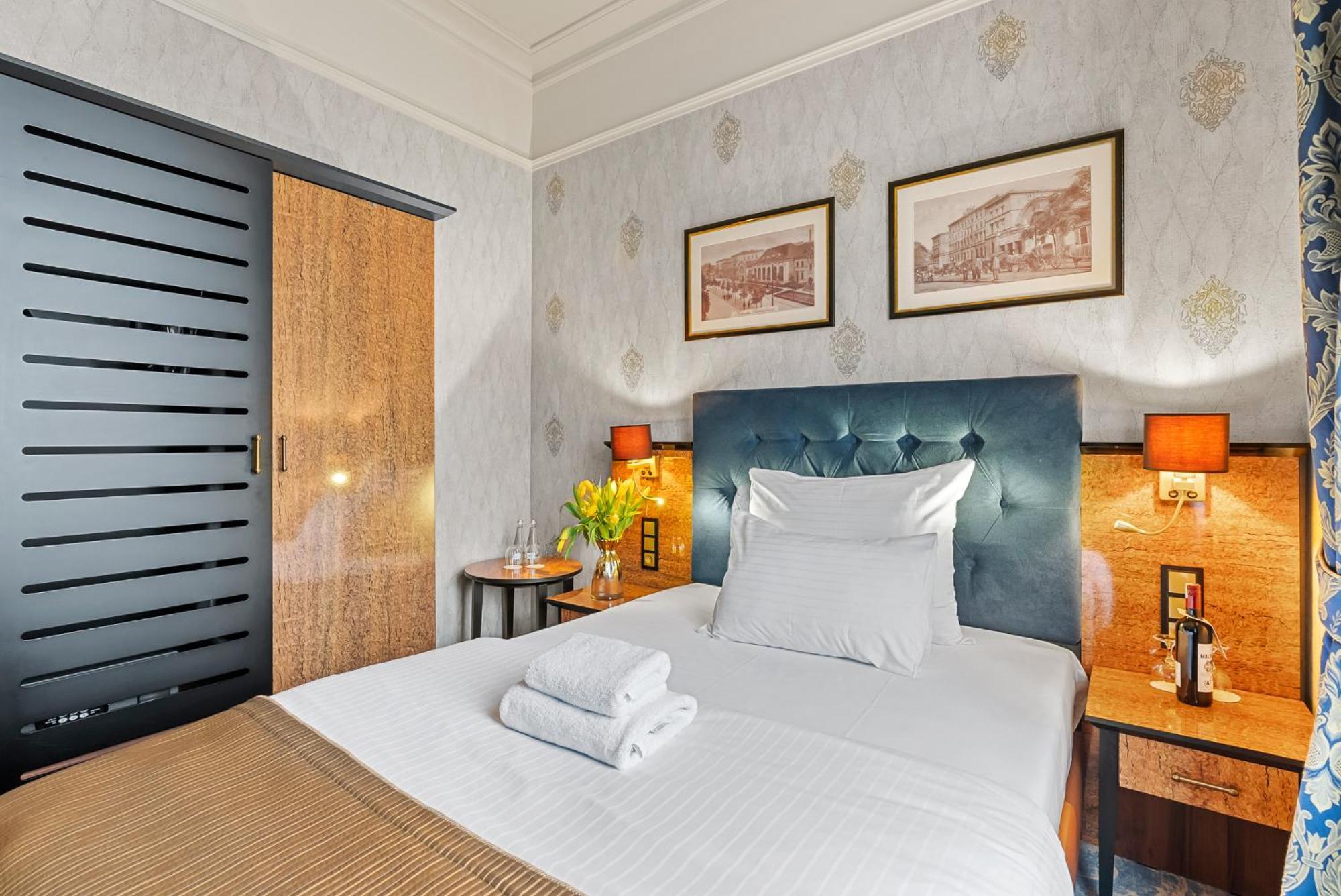 Hotel Diament Plaza Katowice Bagian luar foto