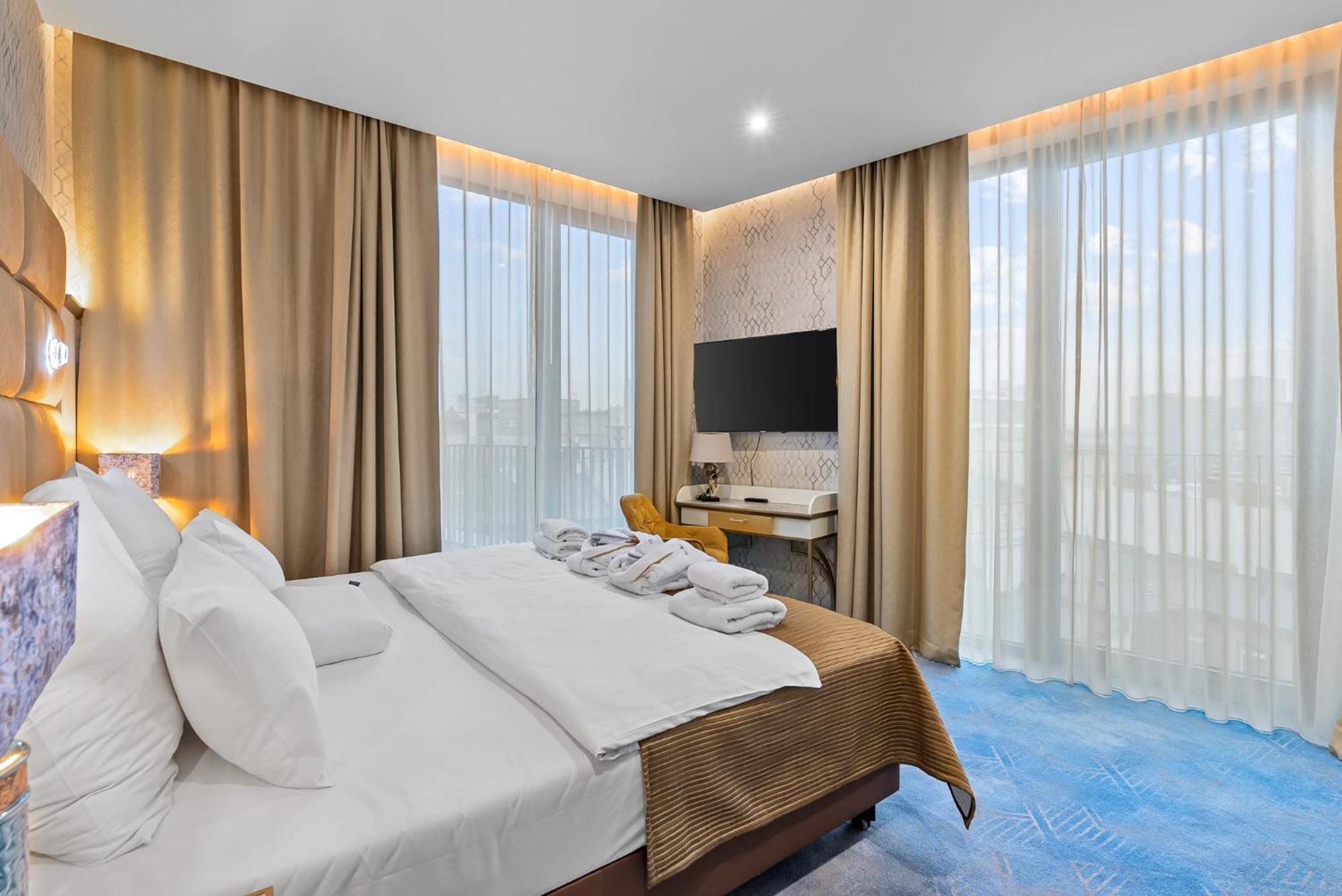 Hotel Diament Plaza Katowice Bagian luar foto