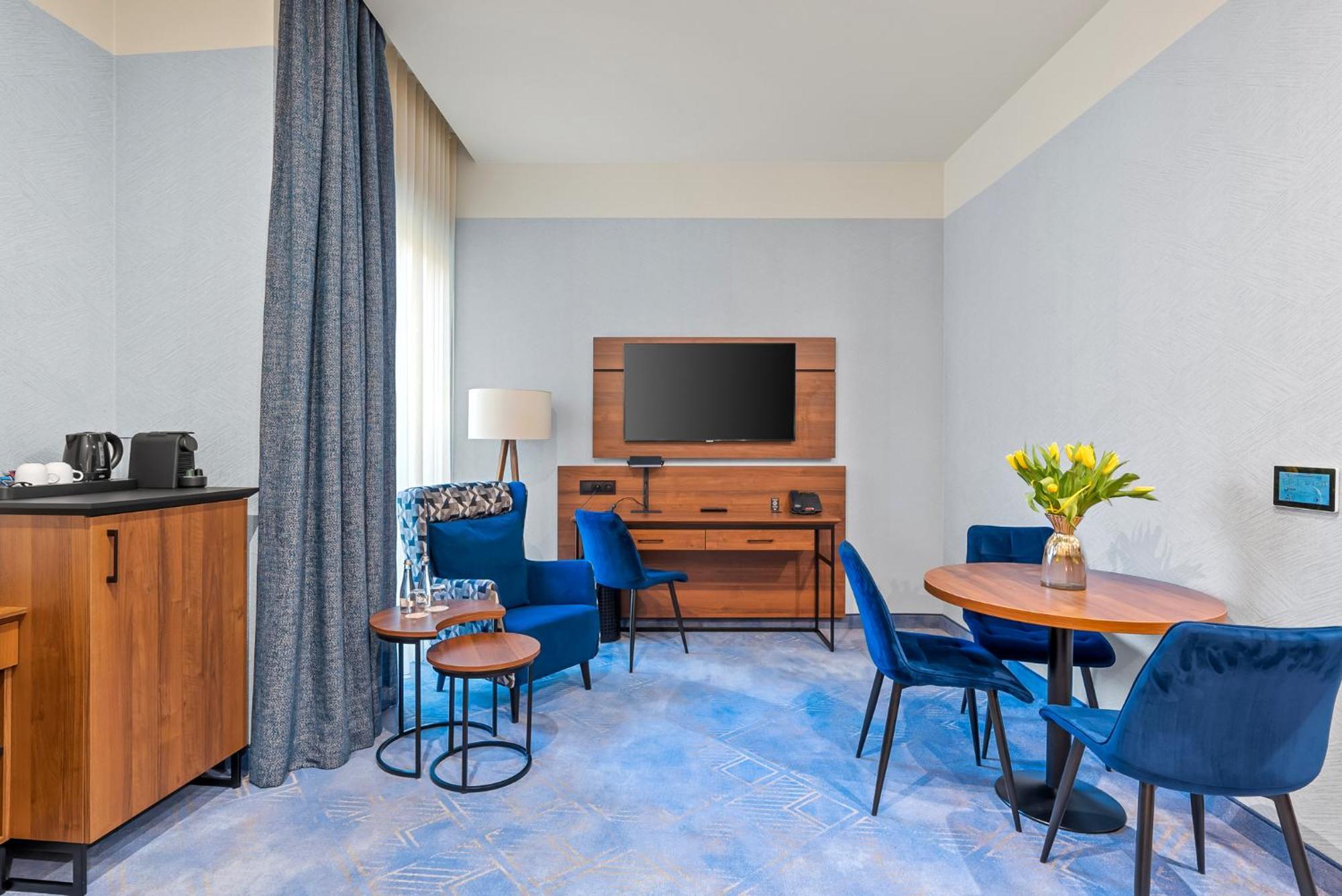 Hotel Diament Plaza Katowice Bagian luar foto