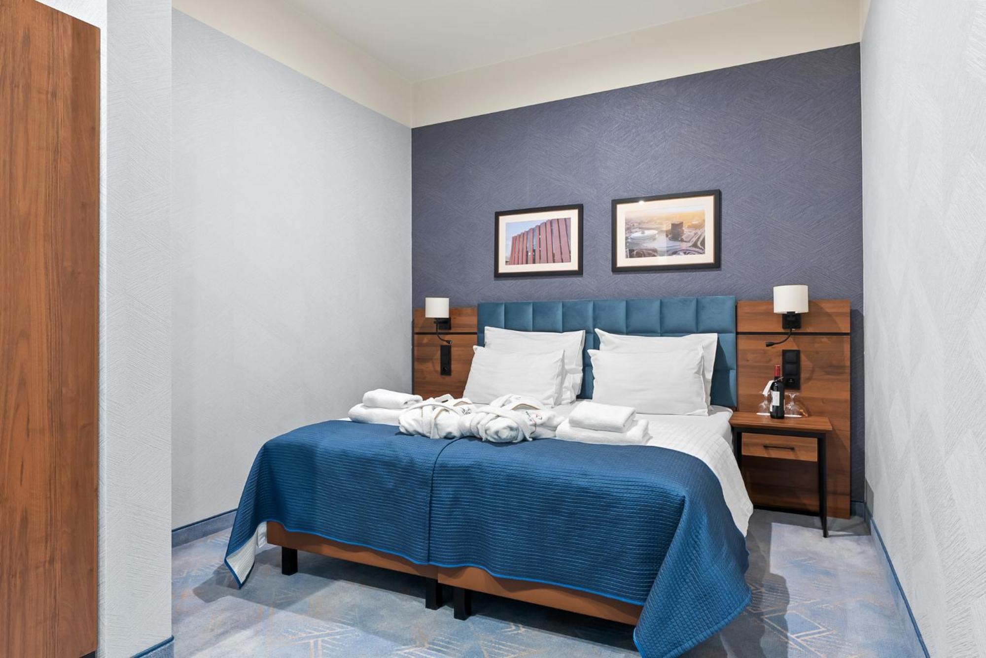 Hotel Diament Plaza Katowice Bagian luar foto