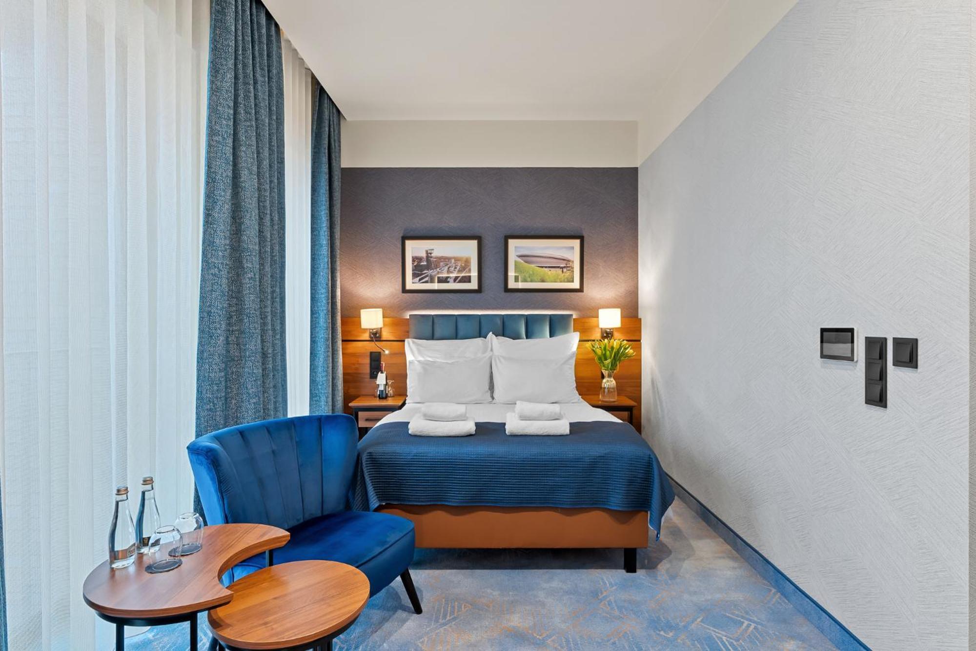 Hotel Diament Plaza Katowice Bagian luar foto