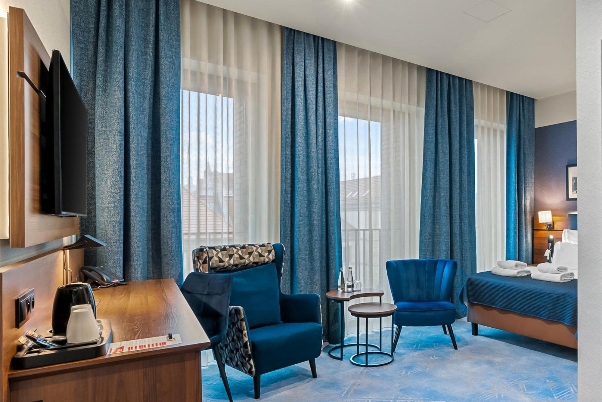 Hotel Diament Plaza Katowice Bagian luar foto