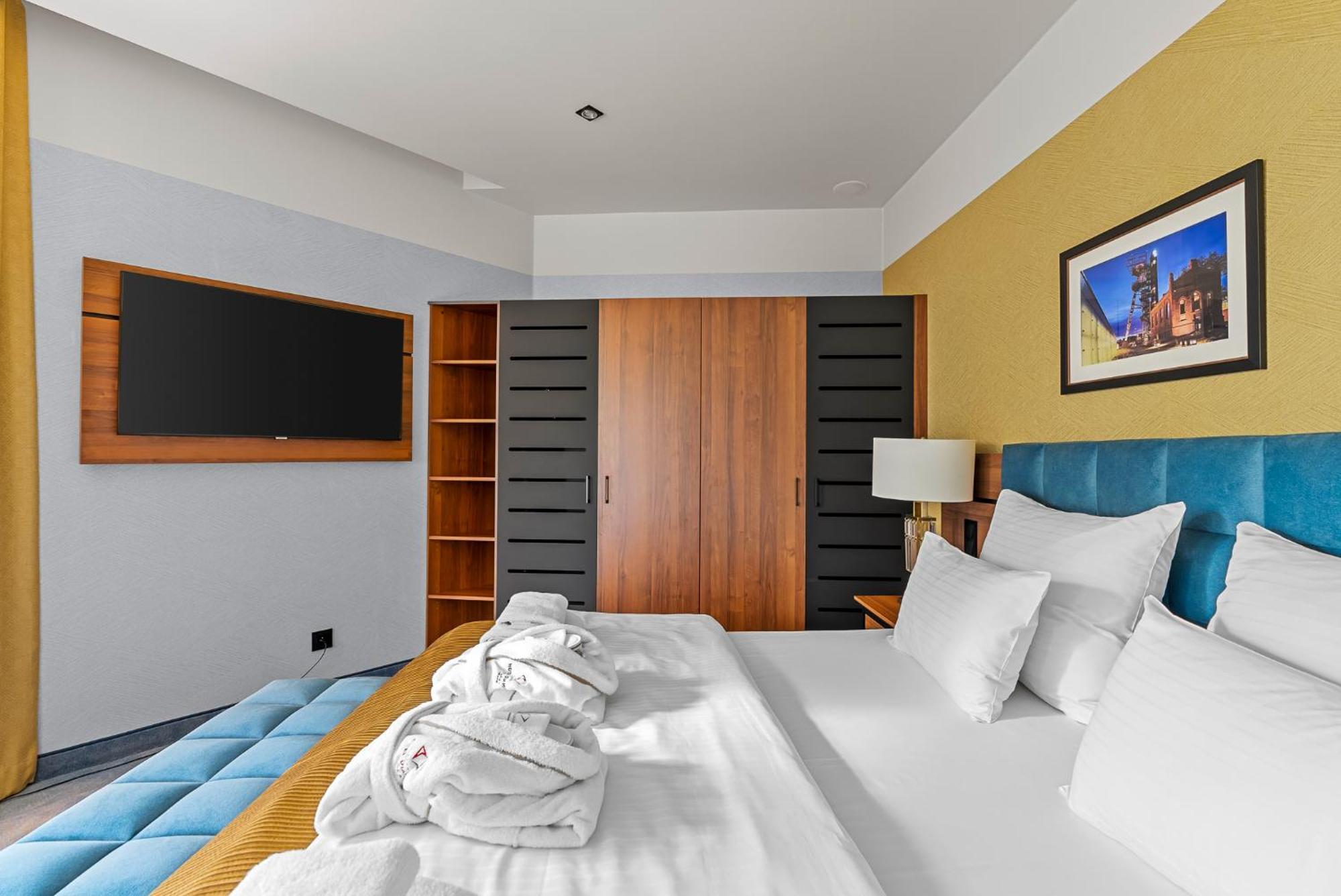 Hotel Diament Plaza Katowice Bagian luar foto